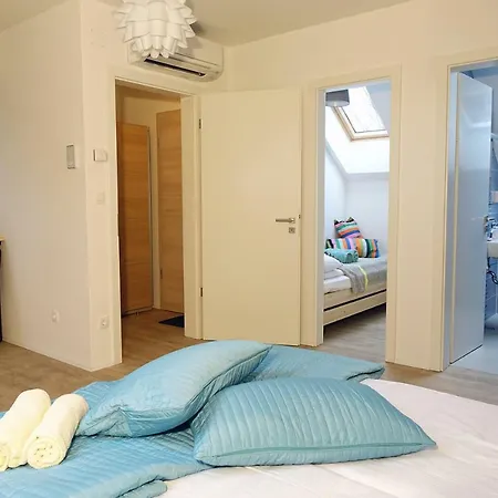 Appartement With Parking *