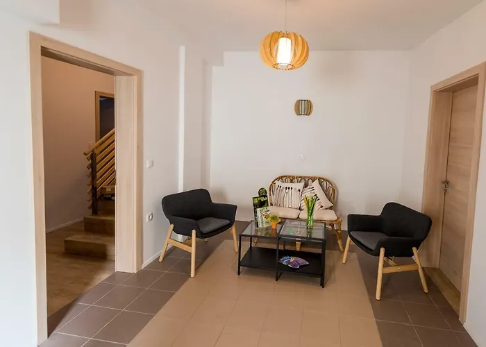 With Parking * 卢布尔雅那