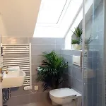 센트럴 아파트먼트 위드 파킹 아파트 류블랴나