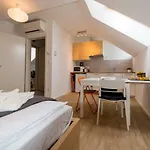 With Parking Apartman Ljubljana