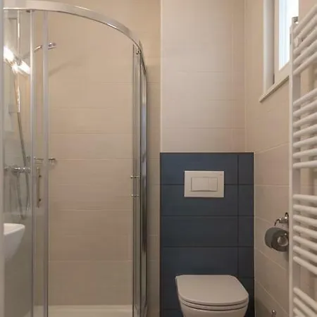 With Parking Apartmán