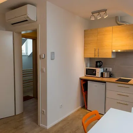 Apartment With Parking Ljubljana