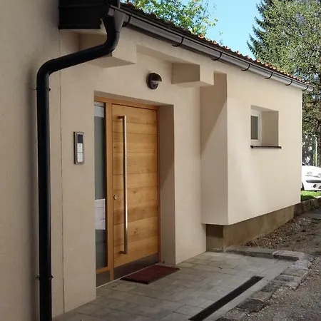 With Parking * ليوبليانا