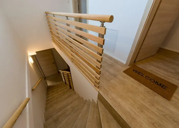 With Parking Apartment Laibach