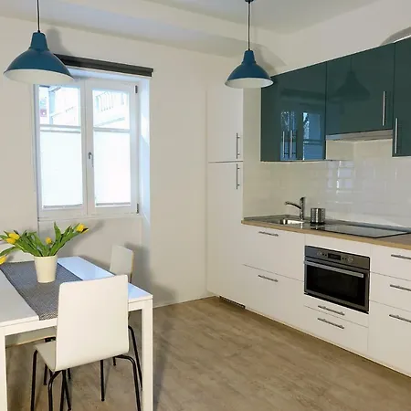 With Parking Appartement